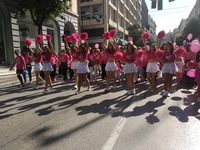 Πάνω από 11.000 «έβαψαν» ροζ την Πάτρα -...