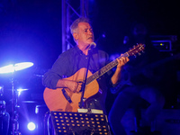 Παντελής Θαλασσινός στο thebest: Ή θα ήμ...