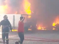 Μεγάλη φωτιά σε εργοστάσιο με χημικές το...