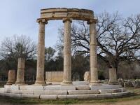 Στην Αρχαία Ολυμπία η Λίνα Μενδώνη και ο...