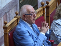 «Καρφί» Κακλαμάνη για Κικίλια: «Οι υπουρ...