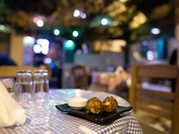 Άρτα: Πνίγηκε και πέθανε από το φαγητό π...