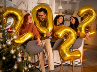 Ποια χώρα γιορτάζει πρώτη το νέο έτος κα...