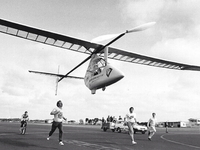 Σαν σήμερα ο Κανέλλος Κανελλόπουλος πέτα...