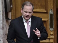 Προανακριτική: Οργή στην αντιπολίτευση γ...