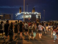 Κρήτη: Οργή στη συγκέντρωση έξω από το B...