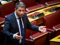 Ανδρουλάκης: “Η ΝΔ είναι σιαμαία με την ...