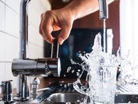 3 προτάσεις καινοτόμων φίλτρων νερού ενε...