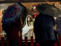 Κορωνοϊός: Χριστούγεννα με μέτρα προστασίας