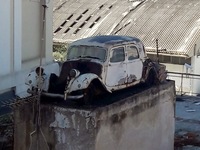 Πάτρα: Ποιος ανέβασε το αμάξι στην ταράτ...