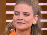 Η Δανάη Μιχαλάκη αποκάλυψε πώς γνωρίστηκ...