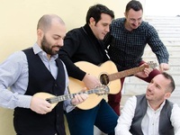 Αφιέρωμα στα τραγούδια του ελληνικού κιν...