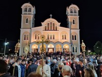 Κοσμοπλημμύρα στις εκκλησίες της Πάτρας ...