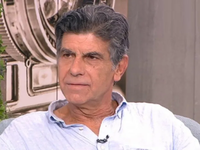 Μπέζος: «Ο Τσιτσάνης ήταν ο πιο σνομπ άν...