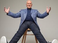 Έξαλλος  ο Γιώργος Παπαδάκης με μηνύματα...