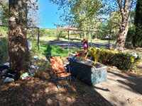 σπιράλ: "Μια βόλτα στην εγκαταλειμμ...