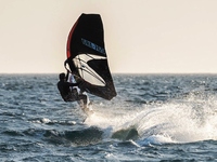 Πάτρα: Χάθηκε σέρφερ στον Πατραϊκό – Έρε...