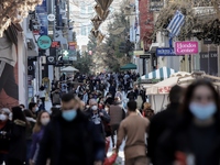 Κορωνοϊός: Στον δρόμο προς την κανονικότ...