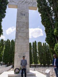 Ο Πέτρος Ψωμάς και αντιπροσωπεία του σπιράλ στο Πίροτ της Σερβίας