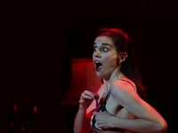 Πήγαμε Επίκεντρο: Υπάρχει κάτι που δεν μ...