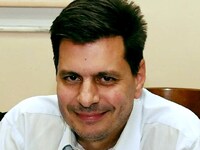 Πέτρος Ψωμάς στο thebest: 5 ψηφίσματα γι...