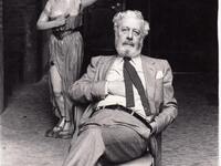 Με μία πολιτική σάτιρα από την Ισπανία τ...