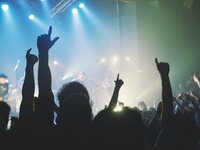 Πάτρα: Στα σκαριά κορωνοπάρτι στην τελικ...