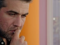 Καλά θα πάει κι αυτό: Ο Πάρις δίνει μάχη...