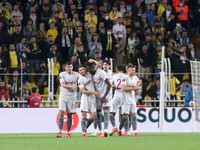 Ο Ολυμπιακός... άλωσε στην Πόλη την Φενε...