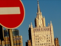 Η Ρωσία απελαύνει οκτώ Έλληνες διπλωμάτε...