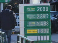 Έμφραγμα από την τιμή της βενζίνης: Σοκ ...