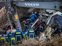 Τραγωδία στα Τέμπη: Συνελήφθη ο σταθμάρχ...