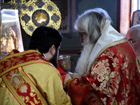 Ιερά Σύνοδος: Nέα μέτρα για τον κορωνοϊό...