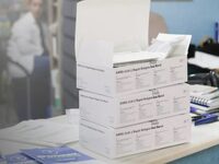 Ξέμειναν από… self test τα φαρμακεία του Ηρακλείου