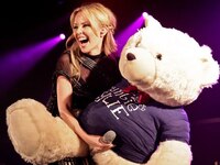 Η φωτογραφία της Kylie Minogue που εξόργ...