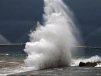 Ισχυροί άνεμοι «καίνε» τη Δυτική Ελλάδα-...