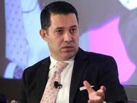 Μανιαδάκης: "Δεν δέχτηκα ούτε μετέφ...