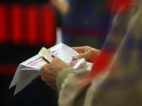 Διακοπές ρεύματος: «Το έκοψαν σε 6.500 α...