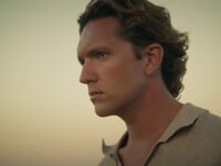 Να μ’ αγαπάς: Ο Ορφέας ξυλοκοπά τον Λευτέρη