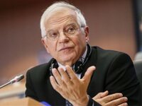 Ζοζέπ Μπορέλ: Η Ρωσία δεν θα διαπραγματε...