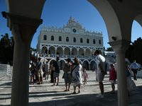 Δεκαπενταύγουστος: Είναι σωστή η ευχή &q...
