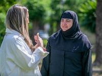 Η αδελφή Συγκλητική μιλάει στο thebest γ...