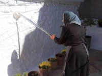 Γιατί ασβεστώνουμε τις αυλές το Πάσχα