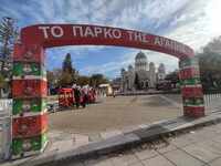 Πήγαμε βόλτα στο χριστουγεννιάτικο πάρκο...