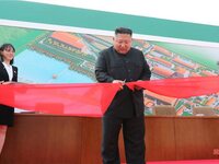 "Ευγνώμων" ο Κιμ Γιονγκ Ουν επ...