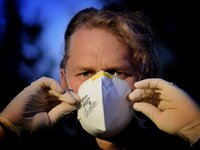 Αρκεί η απομόνωση των κρουσμάτων για να ...