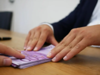 ΟΠΕΚΑ: Πότε πληρώνονται τα επιδόματα