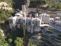 Σε καραντίνα μοναστήρι στο Άγιο Όρος - 8...