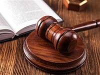 Η πρώτη οριστική δικαστική απόφαση συνεπ...