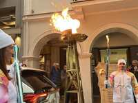 Πάτρα: Όταν η Ολυμπιακή Φλόγα σταμάτησε ...